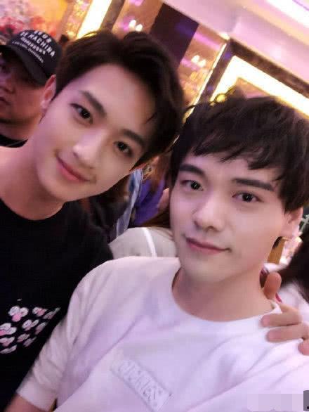 翟潇闻最新爆料,揭秘娱乐圈幕后真相