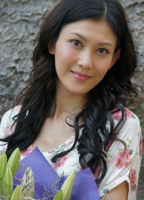 李彩桦妈妈爆料视频,揭秘明星家庭背后的故事